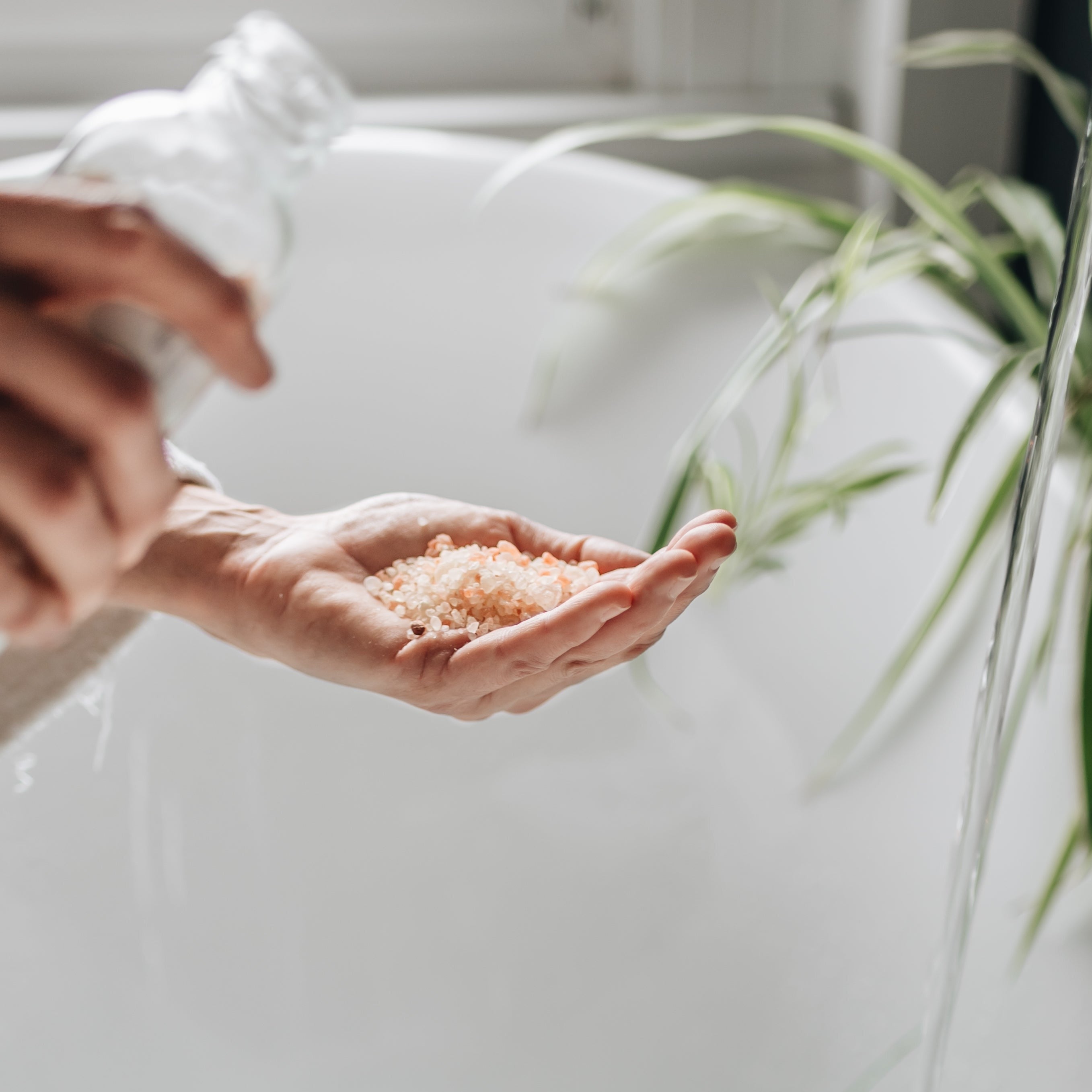 Bloom Aromatherapy Essential Oil Scented Mineral Bath Salts from Hobo and Co.